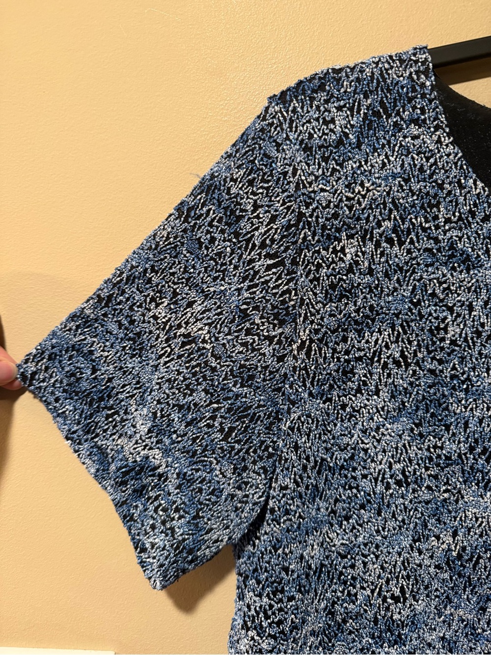 JM Collection Multi Blue Textured Top - Picture 3 of 10